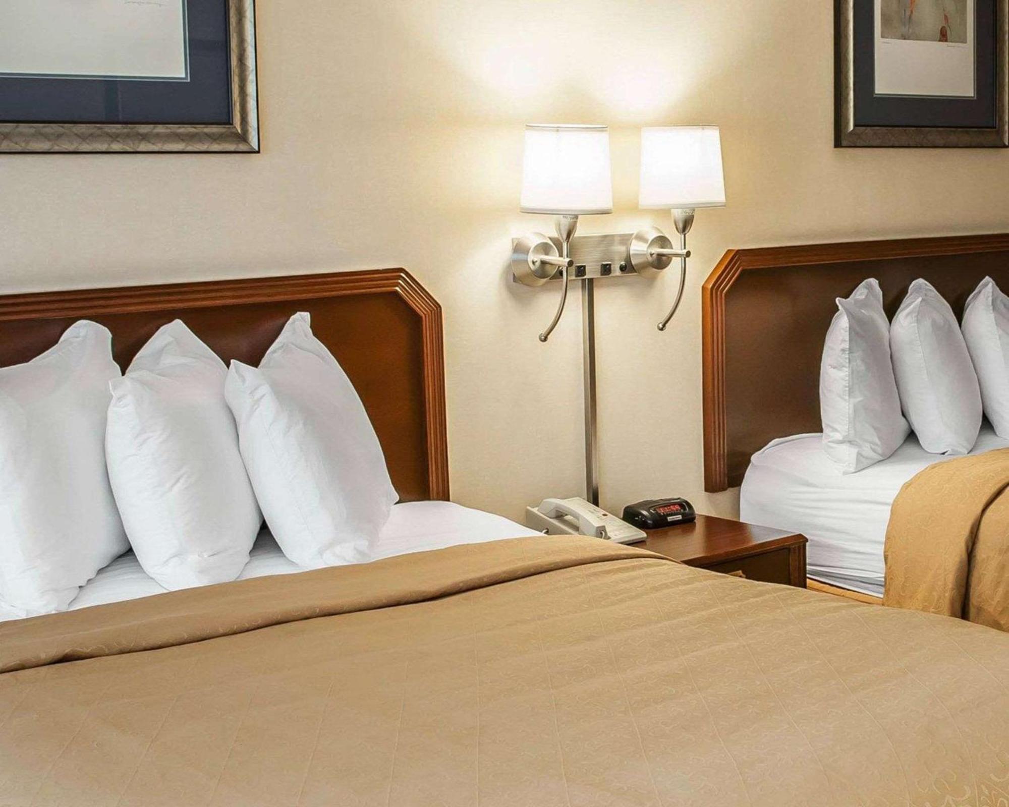 Quality Inn & Suites Goshen Εξωτερικό φωτογραφία