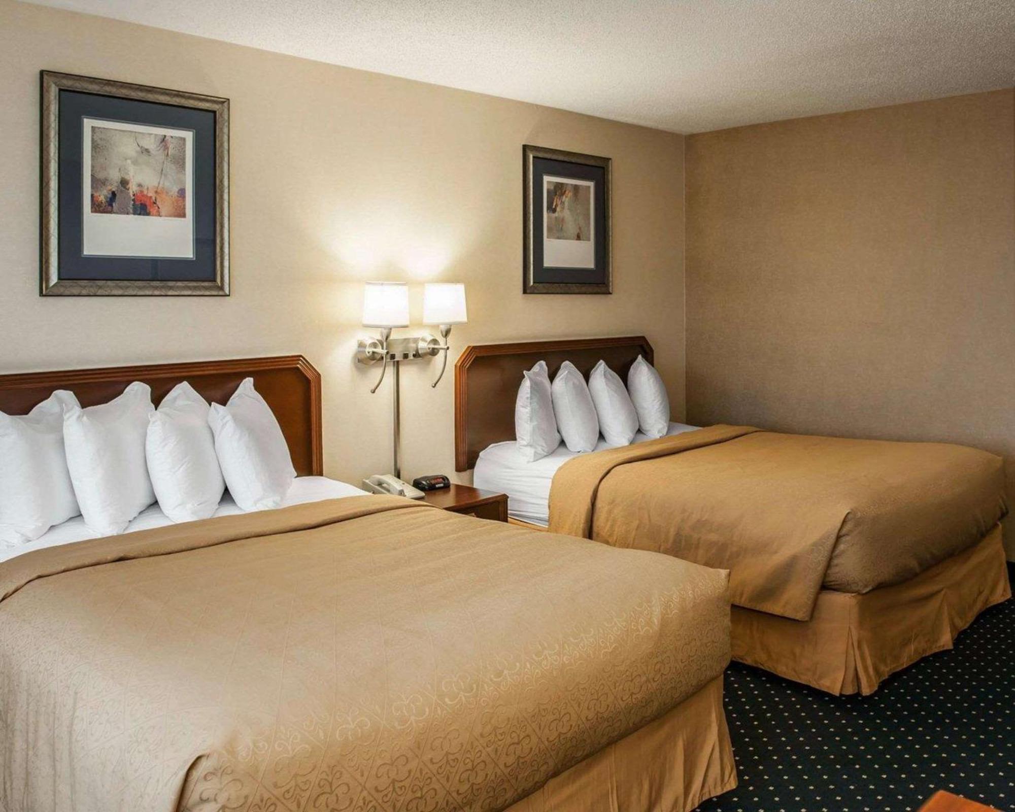 Quality Inn & Suites Goshen Εξωτερικό φωτογραφία